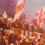 Volendo poi passare a notizie pi� leggere e di �colore�, non si pu� non parlare allora del 1976, anno che vide la nascita ufficiale degli Ultras, fondati da Franco Marvulli detto �Florio�. Il gruppo di tifosi debutter� nella curva nord dello Stadio della Vittoria nel campionato di serie C 1976/77